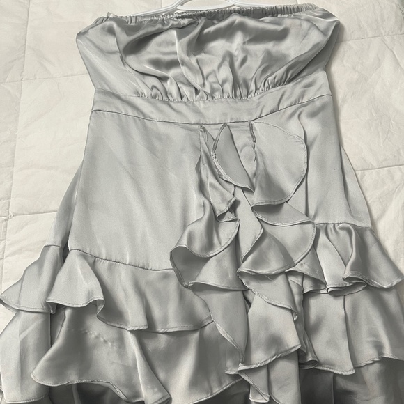 JACOB 🇨🇦 Strapless Silk/Satin dress. - Picture 1 of 4